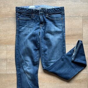 Gap 1969 worn in super soft straight leg jeans size 27